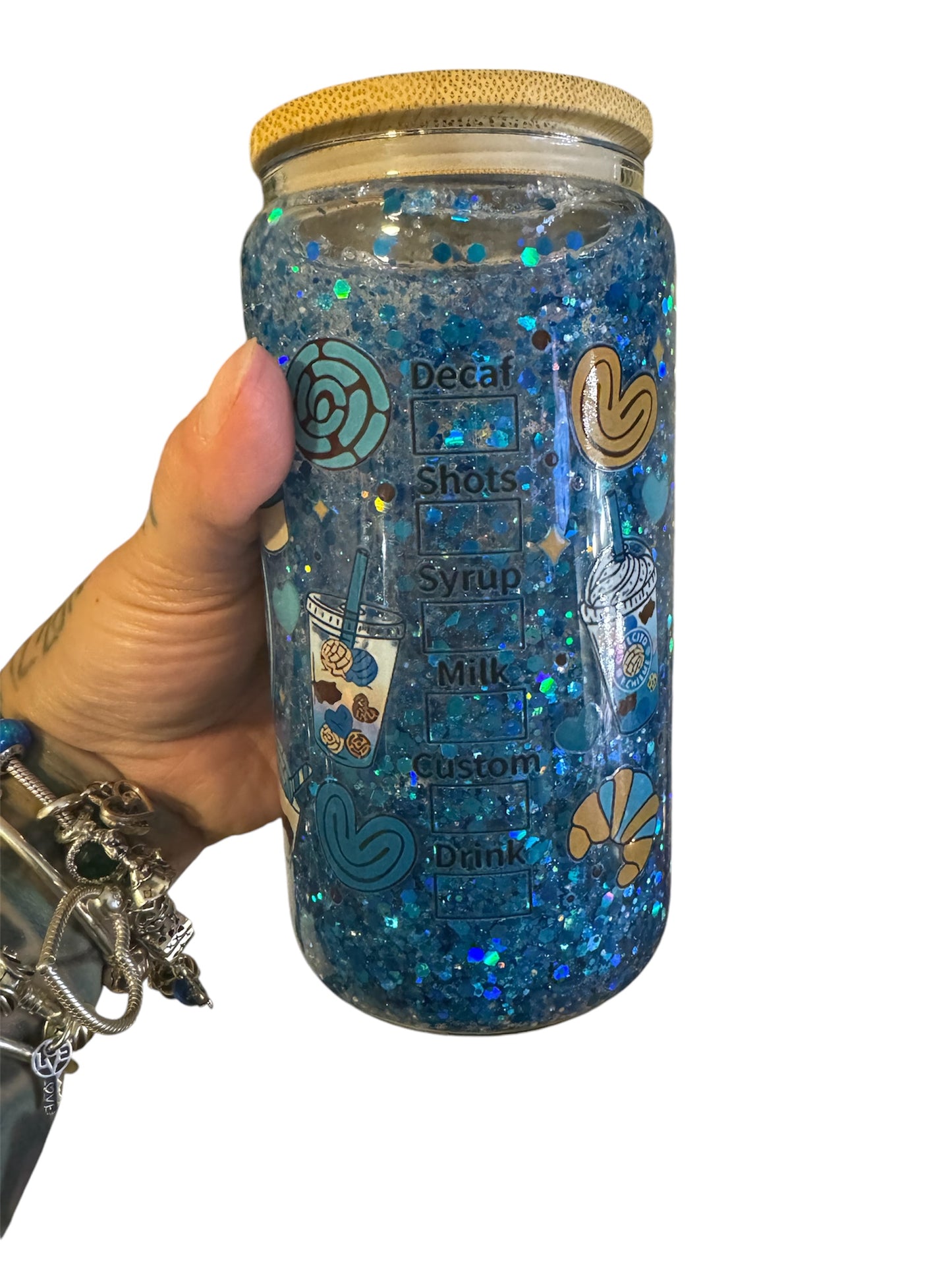 16oz blue cafecito y chisme snowglobe cup
